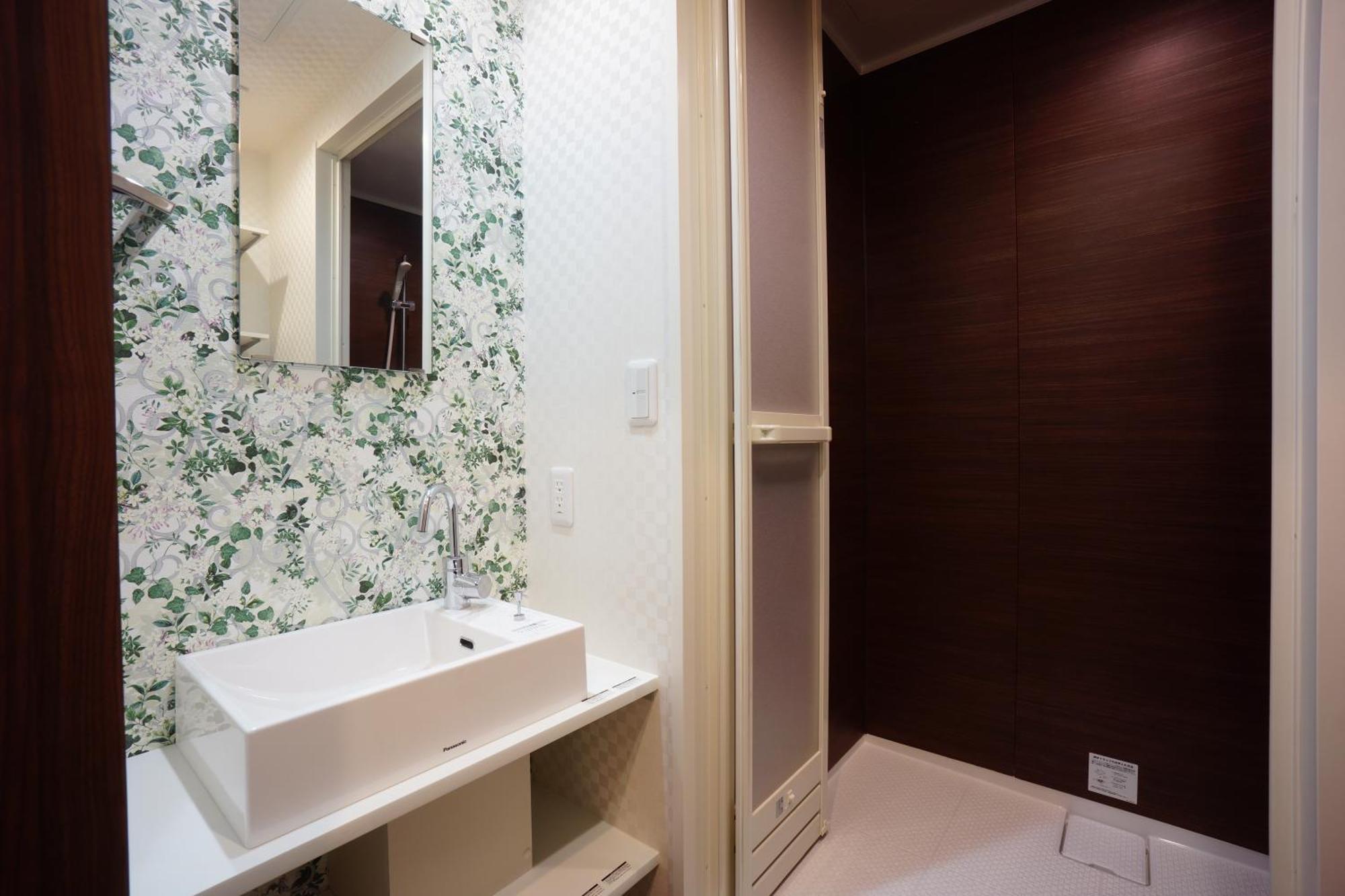Rona Hotel Tokyo Room photo